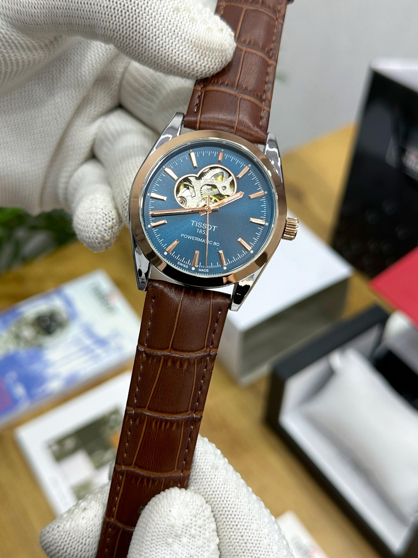 TISSOTT GENTLEMAN POWERMATIC 80 AUTOMATIC DETAILING WITH BACK OPEN
